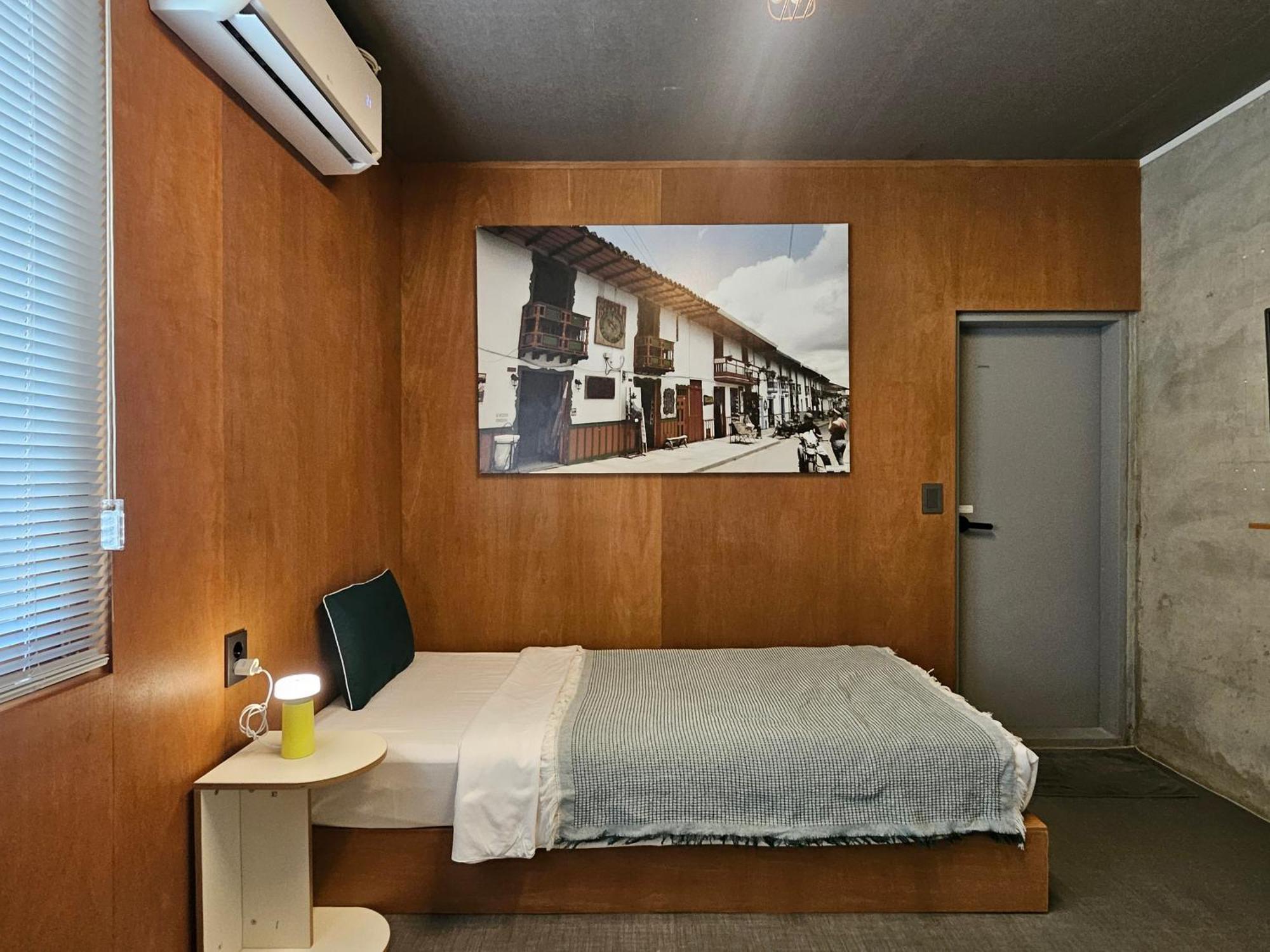 Mido Hostel Seogwipo Exterior foto